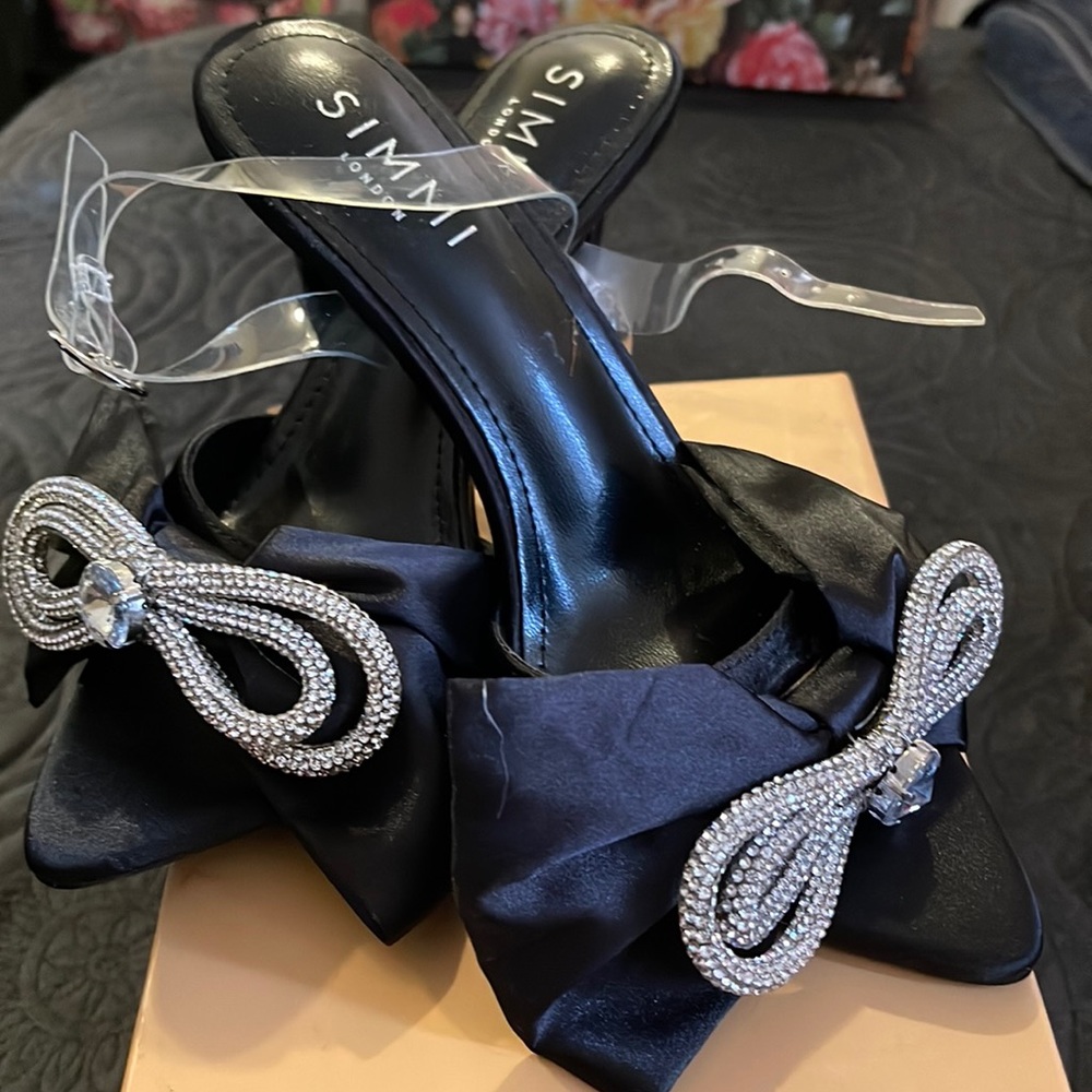 BLACK SATIN HEELS WITH DIAMOND BOW&CLEAR PLASTIC STRAP